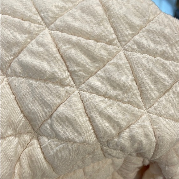 Cozy Cream Quilted Lounge Set - Picture 8 of 12